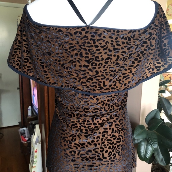 Victoria’s Secret leopard top - Picture 2 of 6